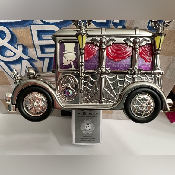 Bath & Body Works Halloween Hearse Car Tri-Projector Wallflower Fragrance Plug - Picture 5 of 5